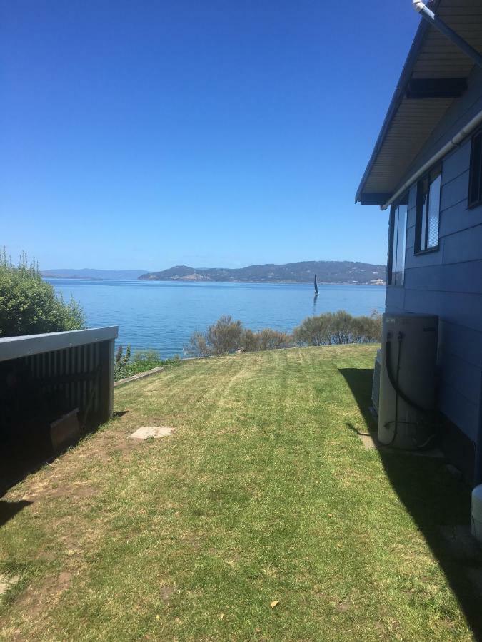 Beach Buoy Opossum Bay South Arm Экстерьер фото